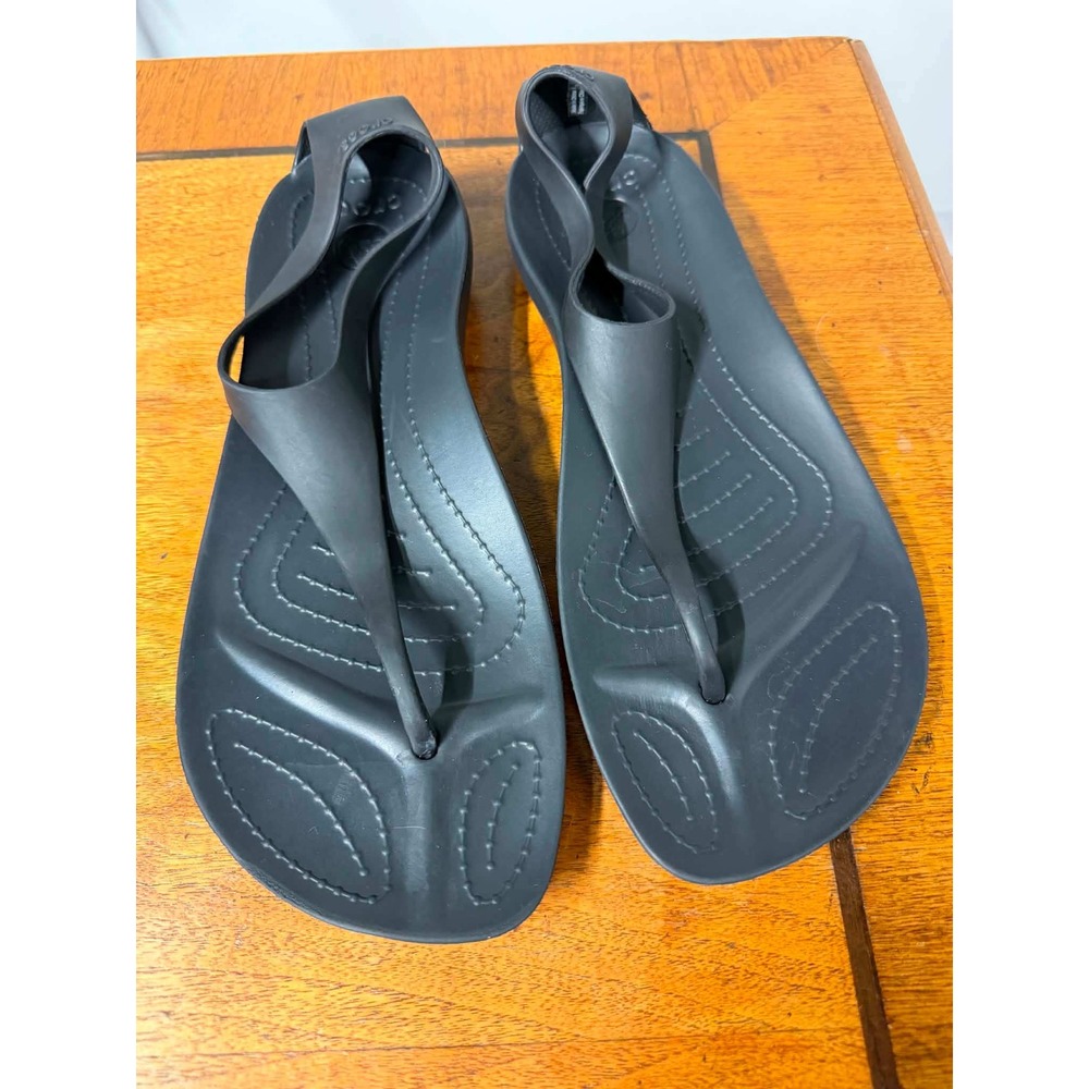 Crocs Womens Size 10 Black Sandals Sexi Flip T-Strap Minimalist Comfort Summer